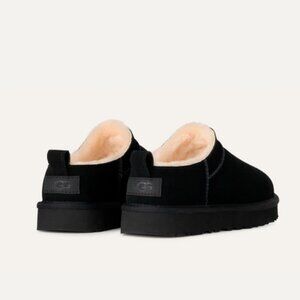 🇨🇦 UGG Women's Classic Micro Classic Boot